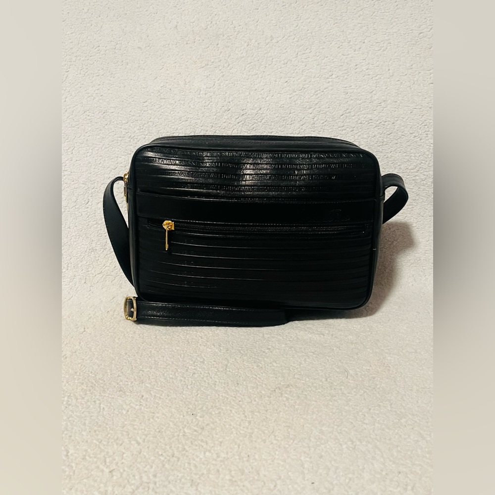 Mario Valentino Messenger/Crossbody Bag